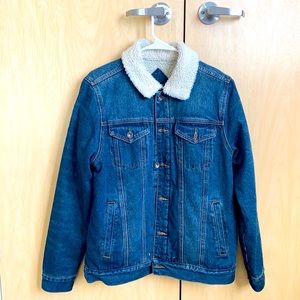 Hot topic Jean jacket